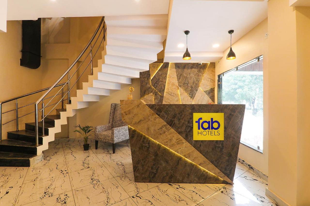 Fabhotel Blueark Лакхнау Экстерьер фото